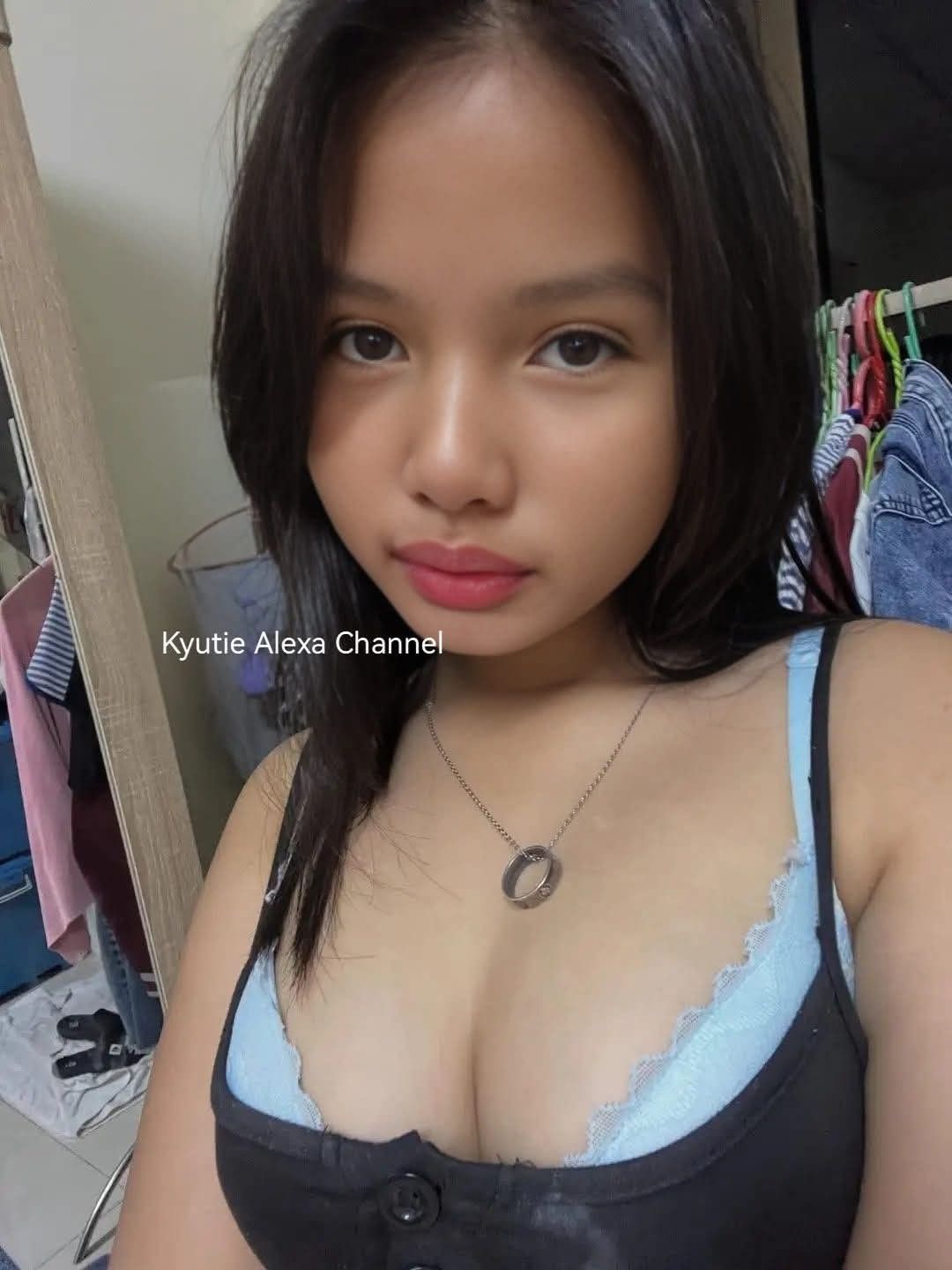 Video Barat Viral Terbaru 2025 Indonesia Bibirmu Menarik Nafasku Tutorial Top Global