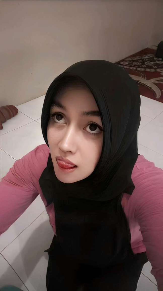 10 Viral Indonesia Video Wiwik Guru Viral 2025 Anjay Hijab Kebaya coklat